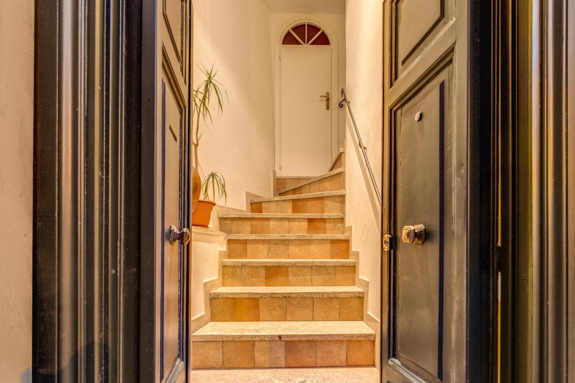 Apartment Yoursuiterome Rome